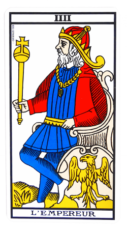 L’Empereur Tarot de Marseille : signification complète, amour, travail, finances, santé, temps et associations avec arcanes majeurs et mineurs.
